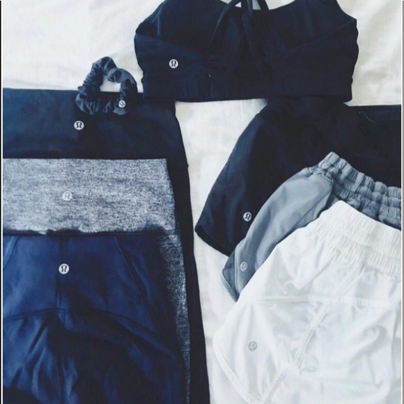 athletic clothing mystery box - Picture 3 of 4